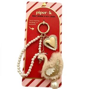 Piper K NWT Swan lake hearts bag charm and keychain